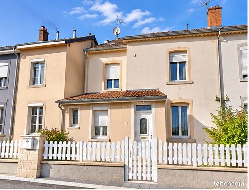 Maison 6 pièces 128 m² · à Crusnes · 128 m² · 319 000 €
