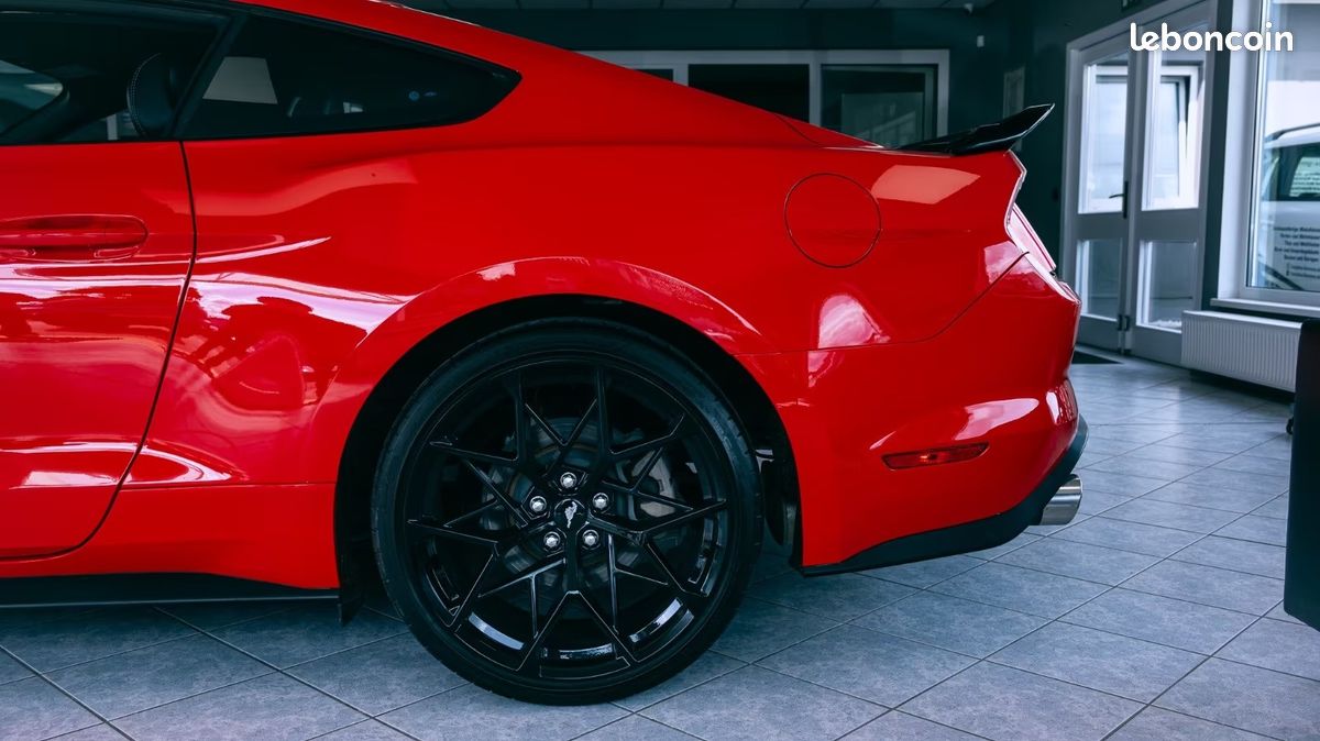 FORD Mustang FASTBACK 2.3 ECOBOOST PERFORMANCE 317CH BVA - KIT SHELBY GT350 - 18 900 KM (image 20)