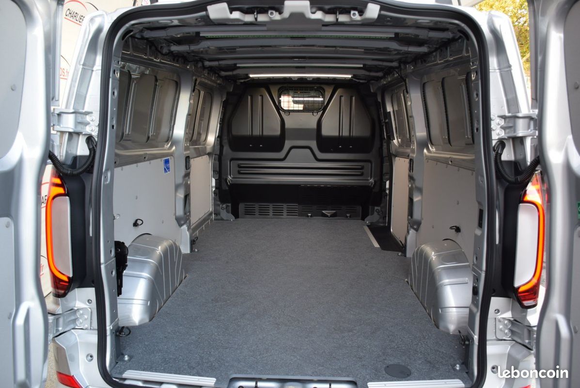 Volkswagen Transporter 4Motion T7 Van L2h1 2.0L Tdi 170 Ch BVA8 4x4 (image 5)