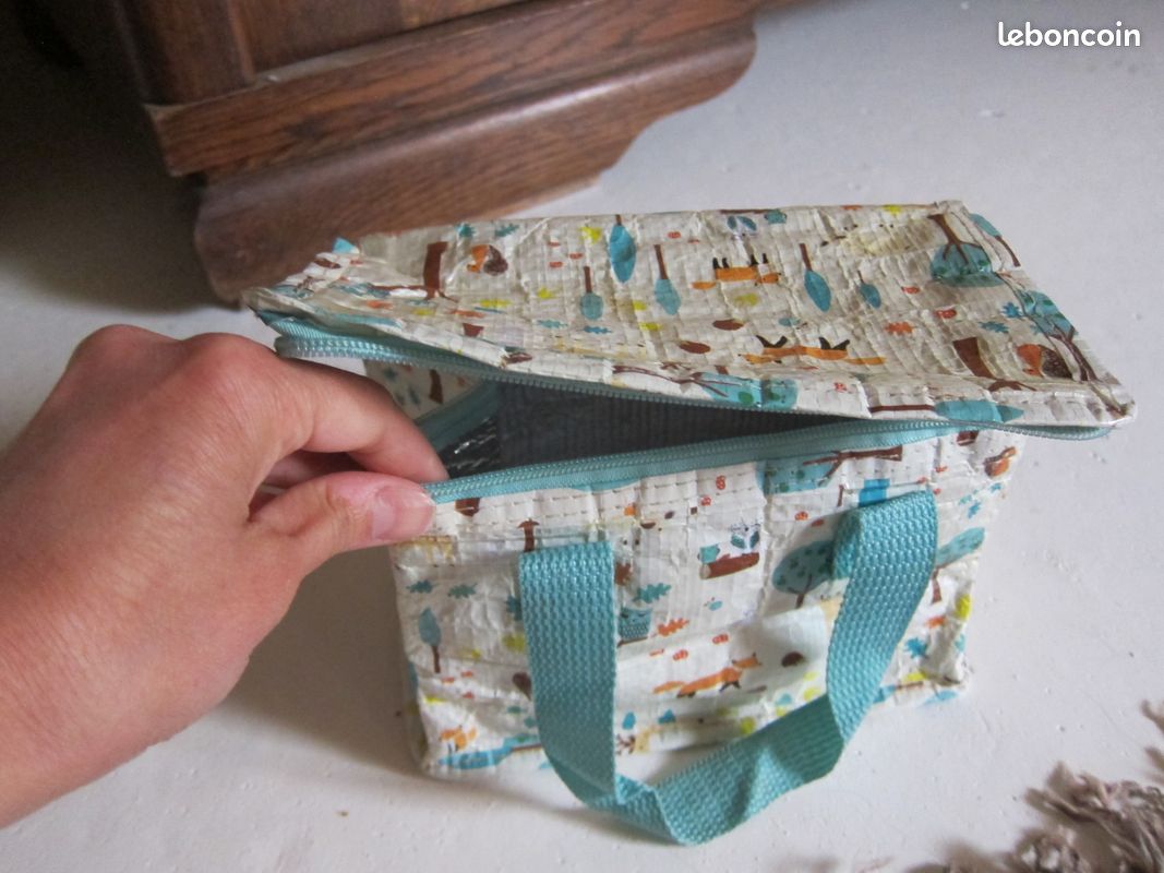 Petite glacière souple pour enfant (image 1)