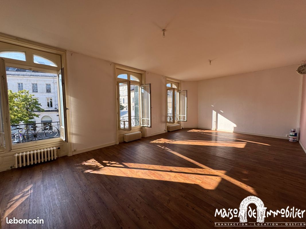 Appartement 2 pièces 60 m² · à Cognac · 60 m² · 750 €