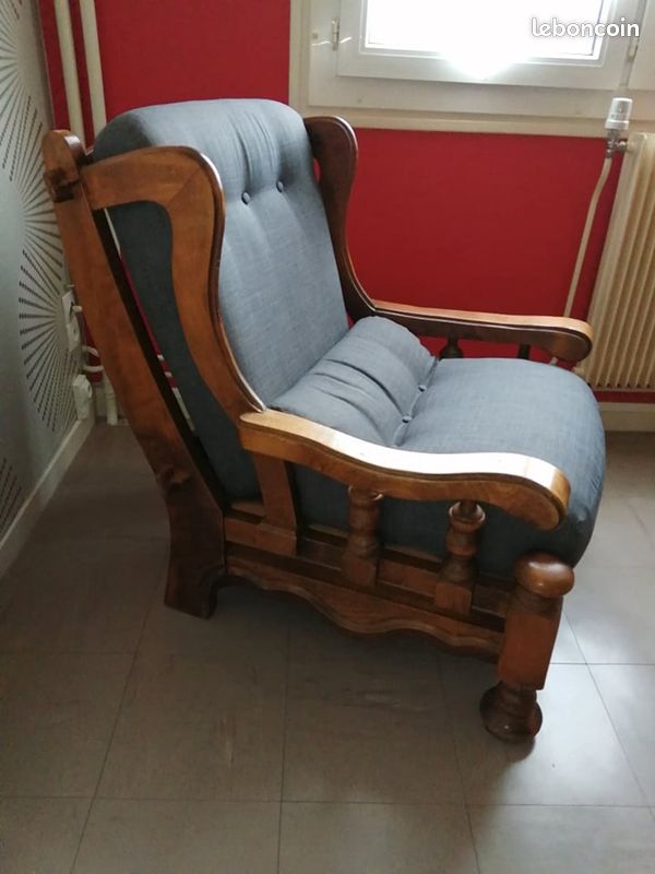 Fauteuil en bois massif tres bon etat (image 3)