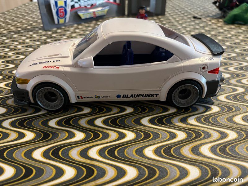 PLAYMOBIL 4365 VOITURE tuning effets lumineux EUR 45,00 - FR