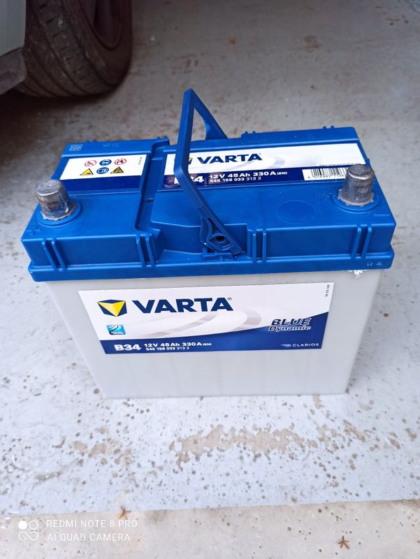 VARTA B34 Blue Dynamic 545 158 033 Batteries voiture 45Ah