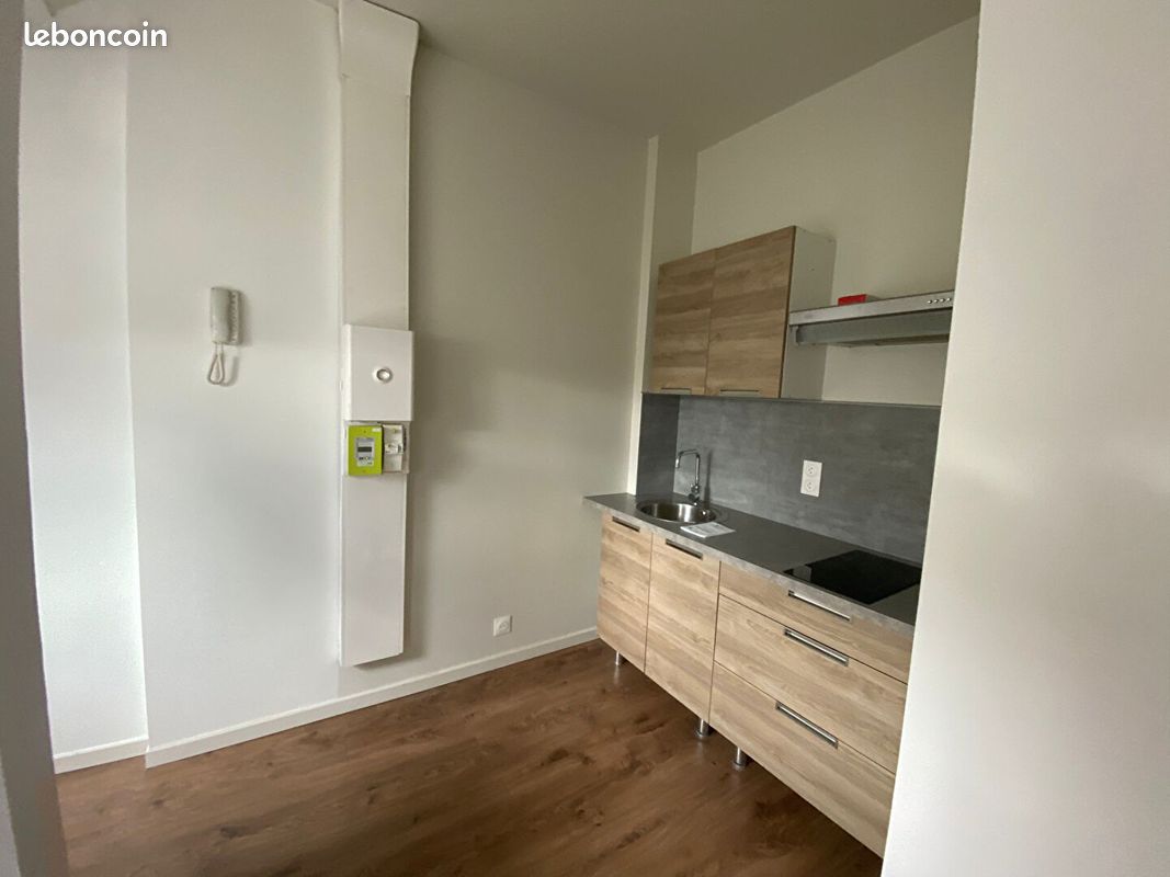 Appartement a louer  - 2 pièce(s) - 35 m2 - Surfyn