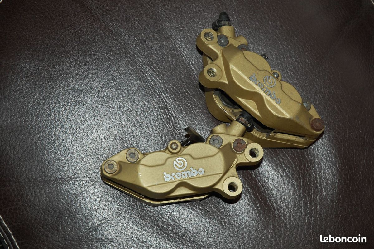 Paire etriers brembo p4 40mm (image 2)