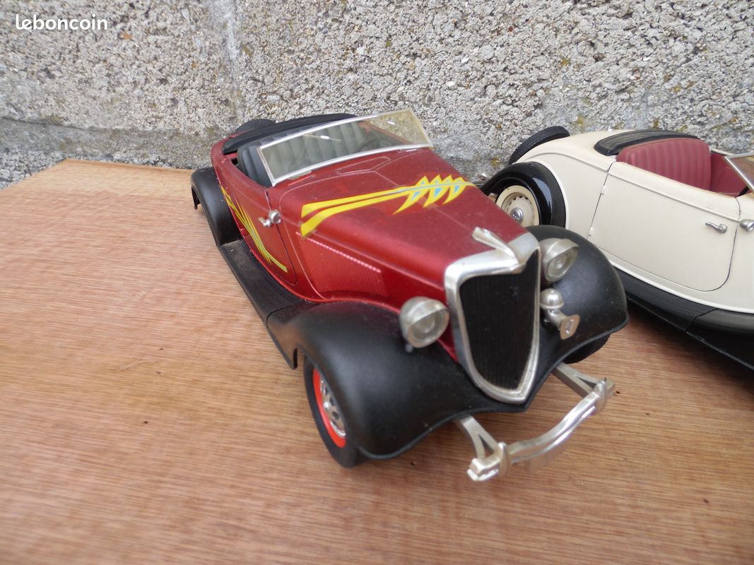 Coca-Cola Solidifié 1934 Ford V8 Roadster 1:19 Voiture En Métal