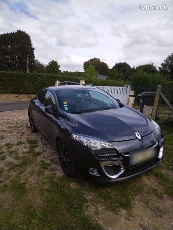 Megane 3 coupé edition Bose (image 1)