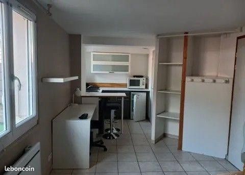 Appartement 1 pièce 21 m² · à Grenoble · 21 m² · 590 €/mois