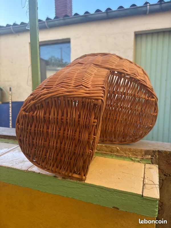 Panier d'escalier en osier (image 5)