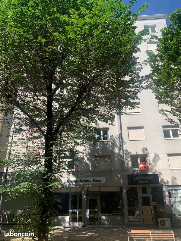 Appartement 1 pièce 20 m² · à Saint-Étienne · 20 m² · 350 €/mois