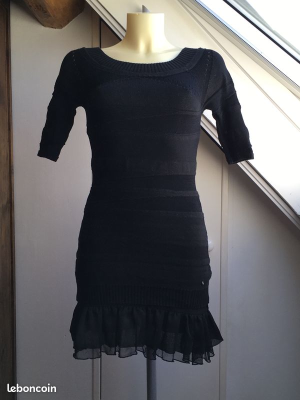 Robe pull noire Guess TBE Vêtements