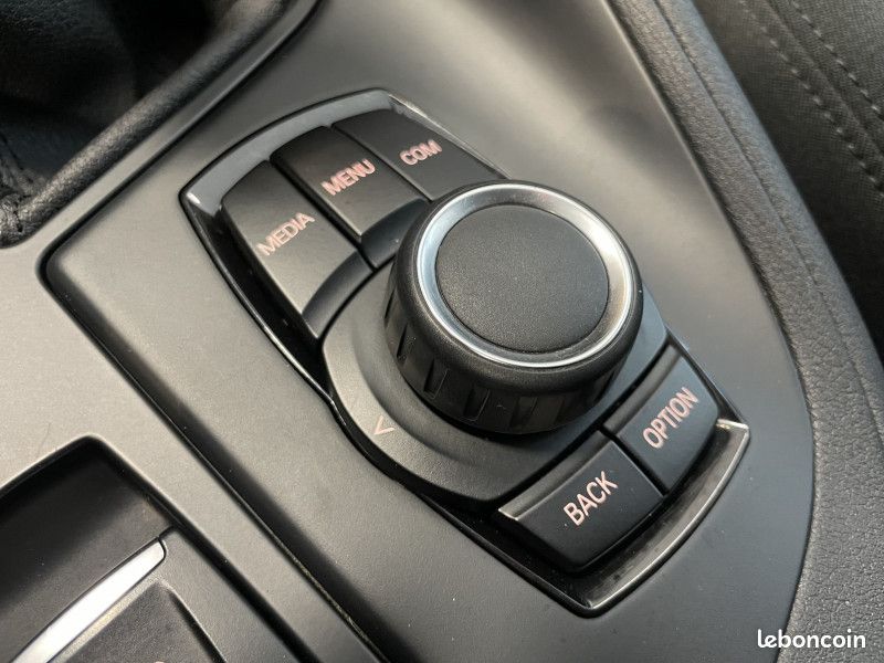 Bmw X1 (F48) SDRIVE18I 140CH LOUNGE (image 20)