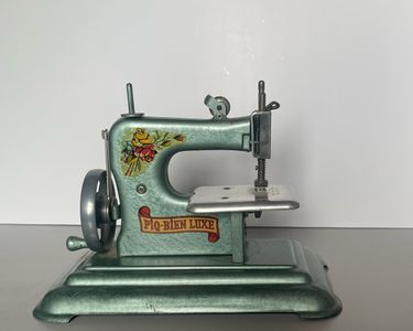 ANCIENNE PETITE MACHINE A Coudre Enfant Jouet 19Eme EUR 50,00 - FR