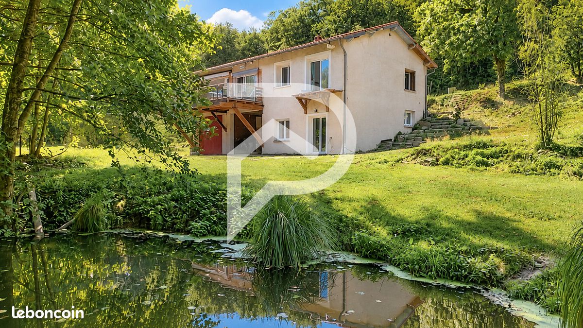 Maison 6 pièces 131 m² · à Cambounès · 131 m² · 194 000 €