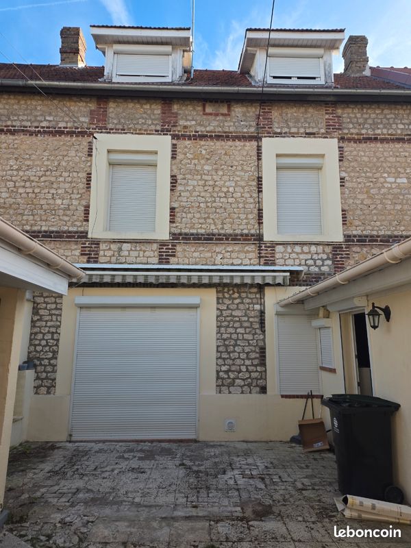 Maison 6 pièces 75 m² · à Oissel-sur-Seine · 75 m² · 120 000 €
