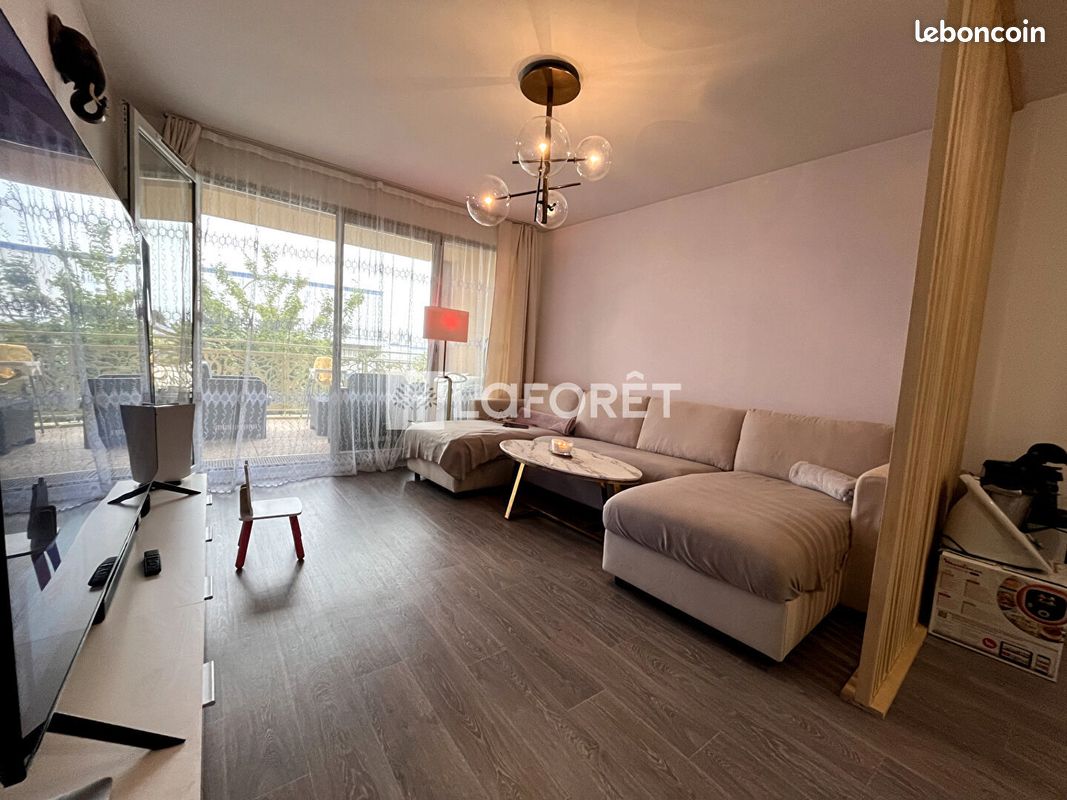 Appartement 3 pièces 64 m² · à Persan · 64 m² · 1 130 €
