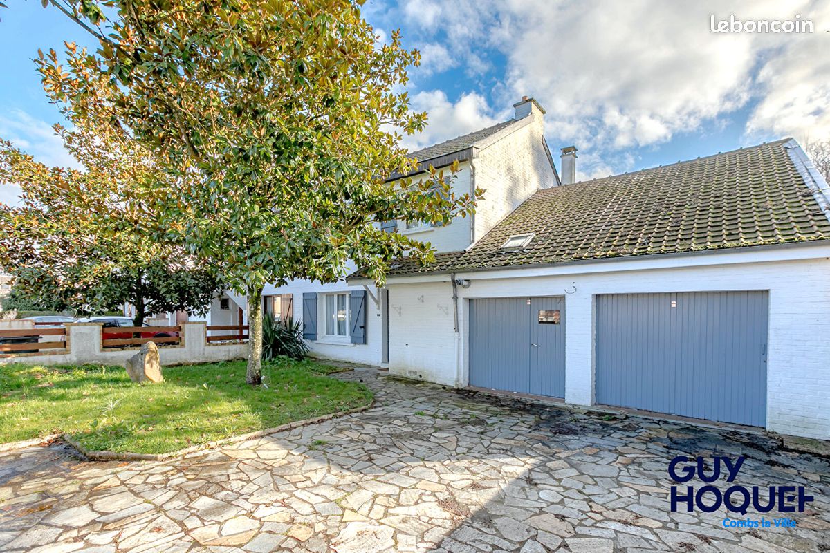 Maison 6 pièces 190 m² · à Combs-la-Ville · 190 m² · 364 990 €