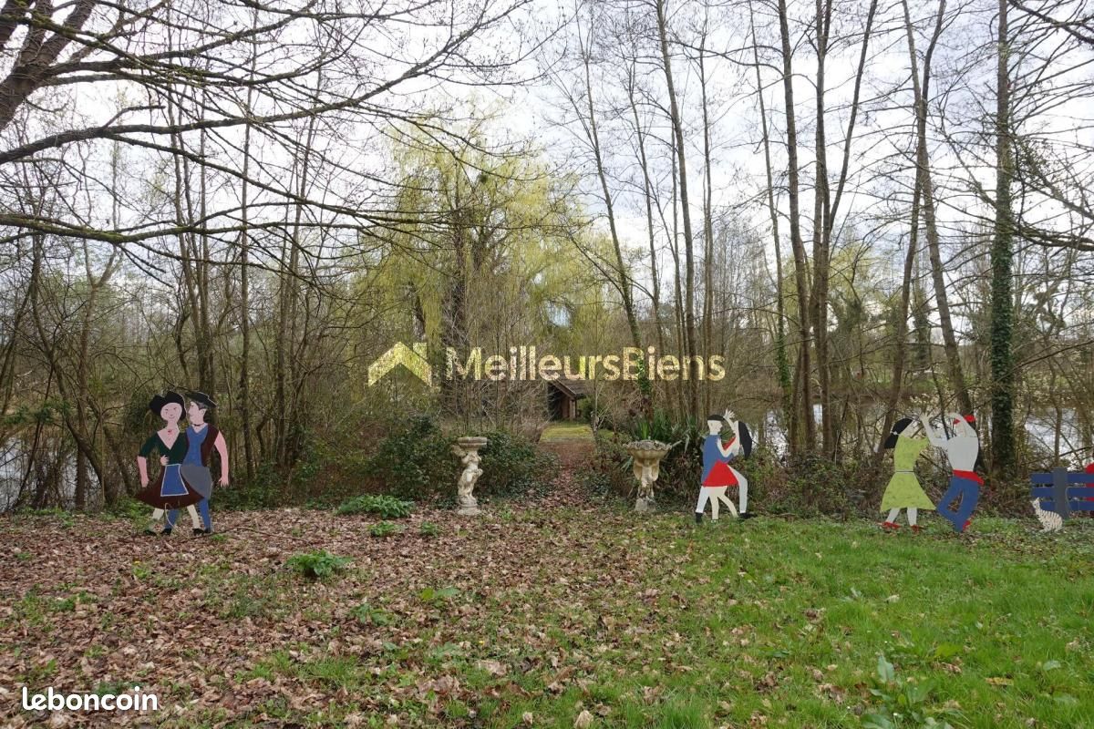Terrain 26 000 m² Saint Martin D Abbat · à Saint-Martin-d'Abbat · 129 900 €