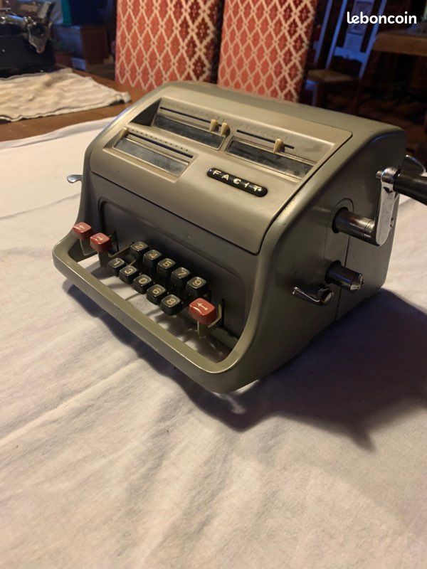 Machine à écrire collection (image 18)