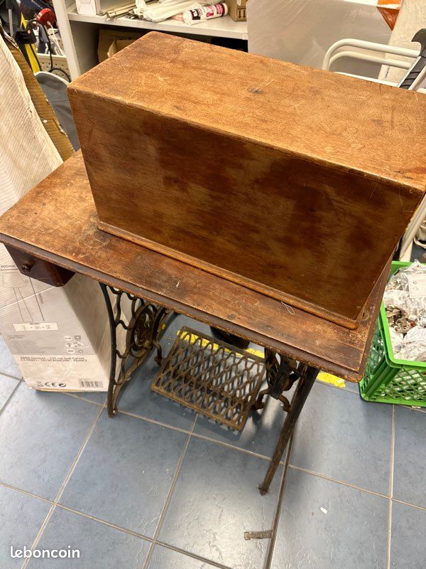 Machine à coudre (image 3)