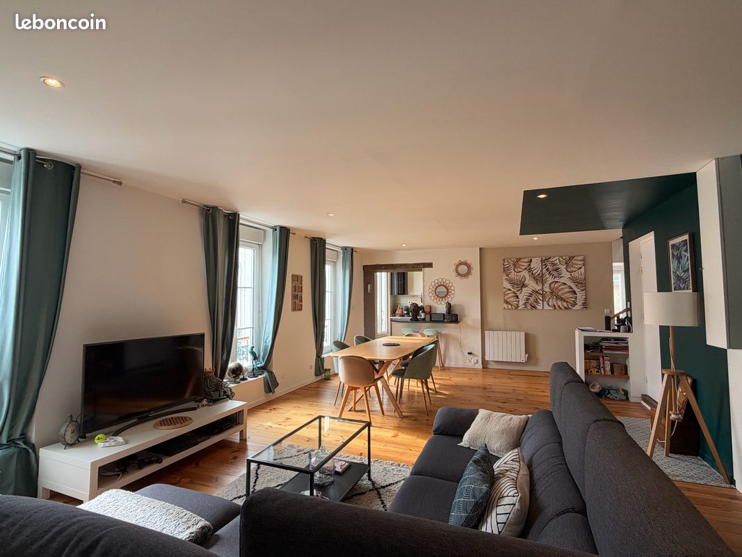 Appartement 5 pièces 100 m² · à Mortagne-au-Perche · 100 m² · 190 000 €