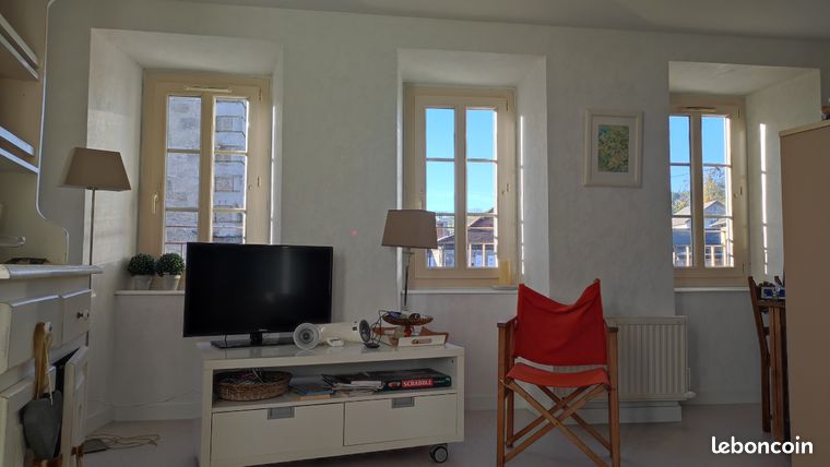 Tence - Appartement lumineux 45m2 centre village