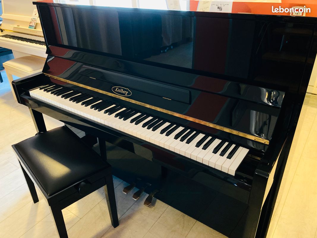 Piano droit Keilberg 116 noir laqué (image 1)