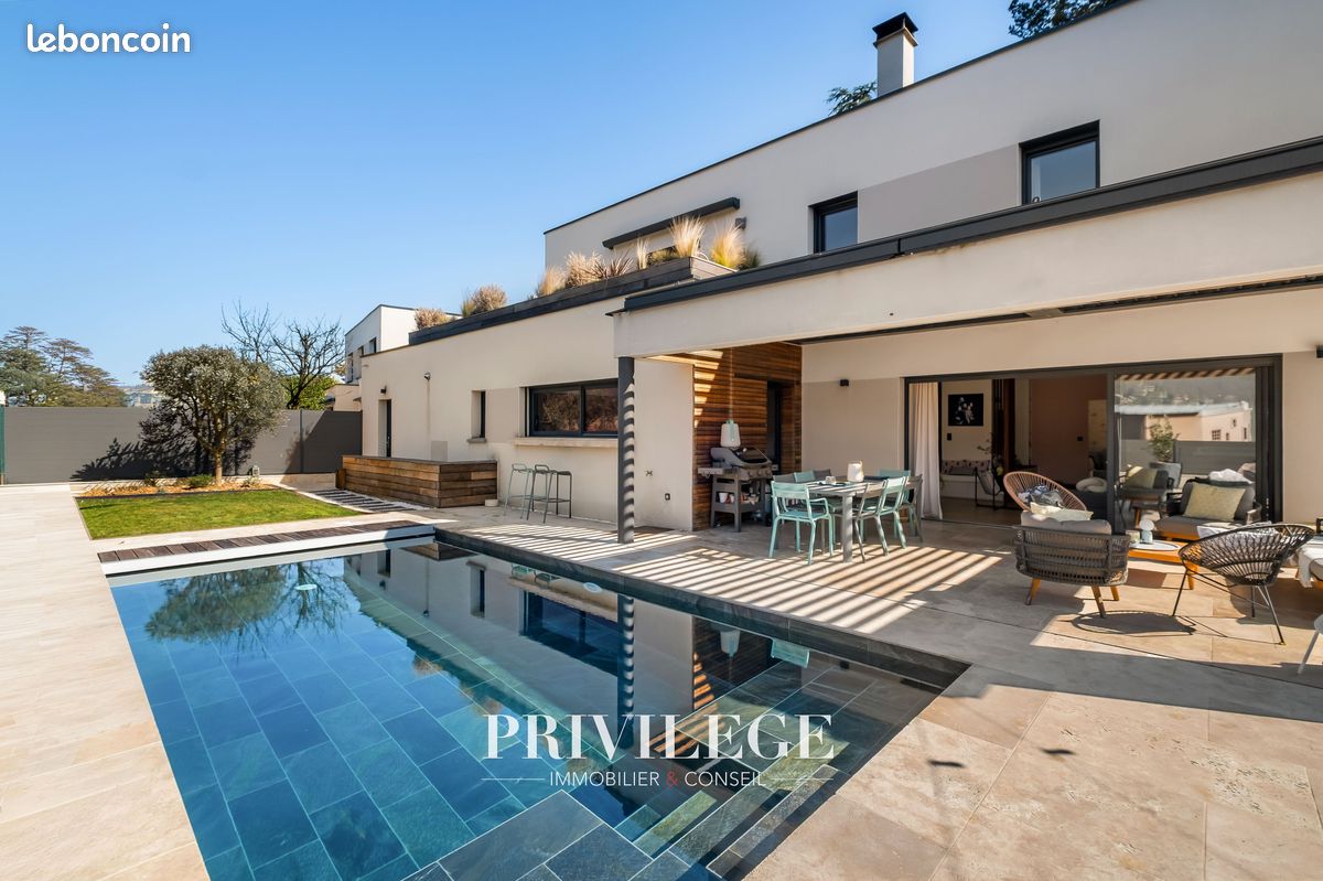 Maison 6 pièces 242 m² - Ventes immobilières - Leboncoin