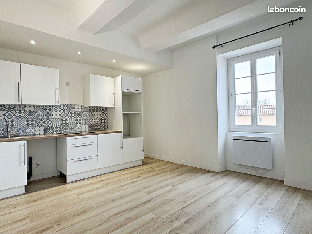 Appartement 2 pièces 46 m² · à Peyrolles-en-Provence · 46 m² · 750 €/mois