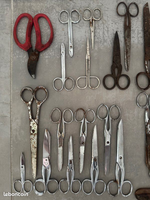28 paires de ciseaux anciens (image 2)
