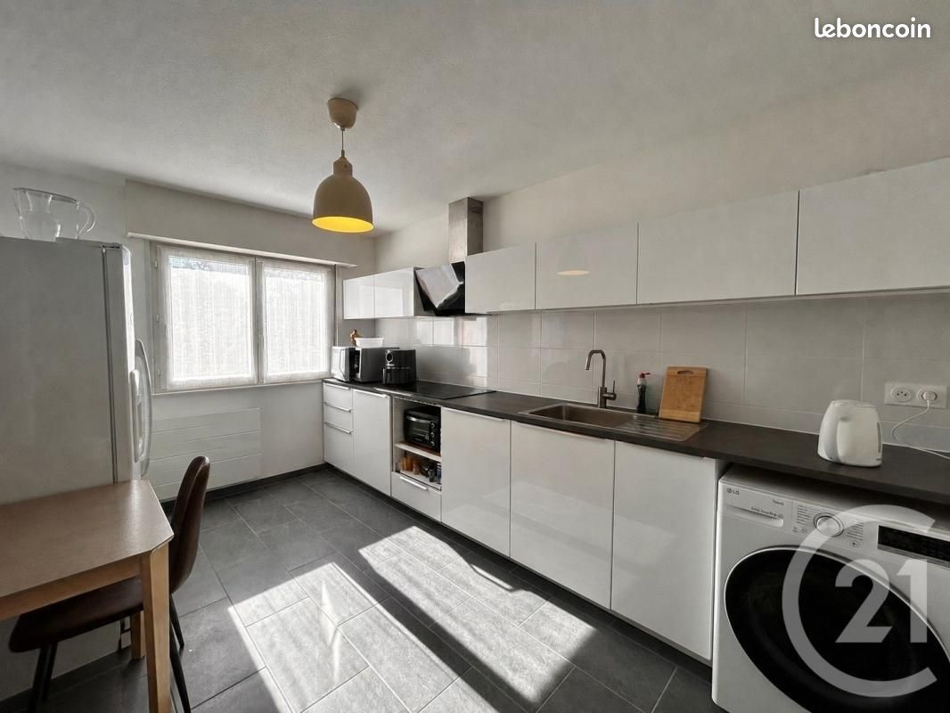 Appartement 3 pièces 74 m² · à Strasbourg · 74 m² · 1 200 €/mois
