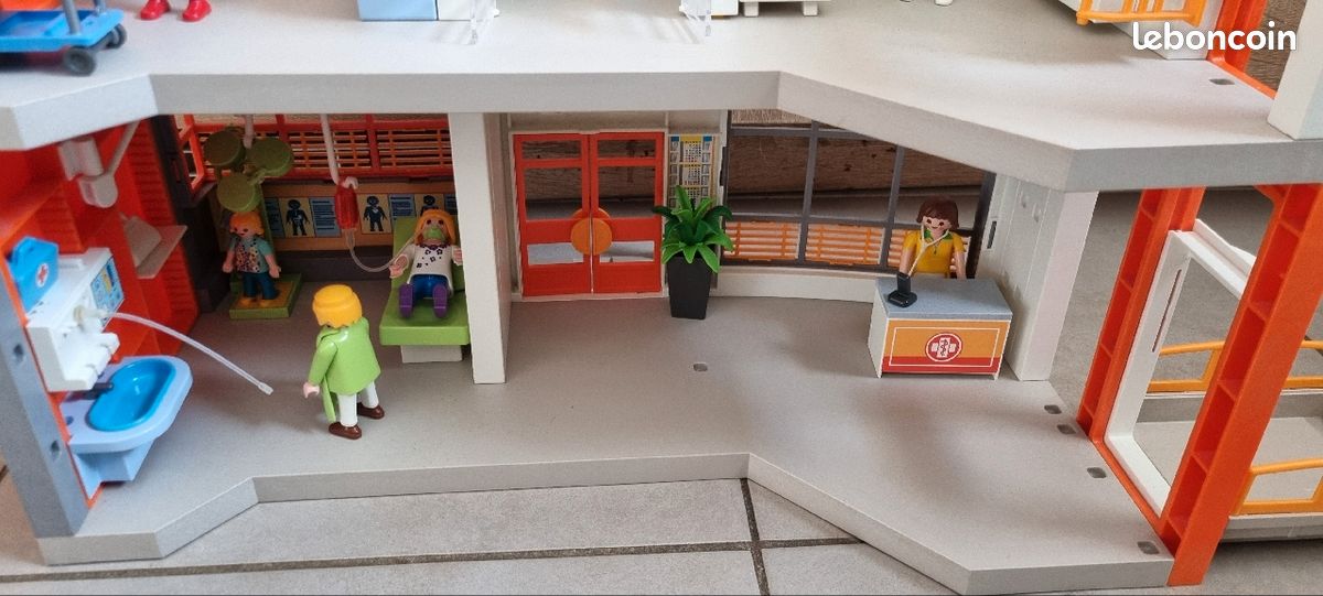 Hôpital playmobil (image 2)