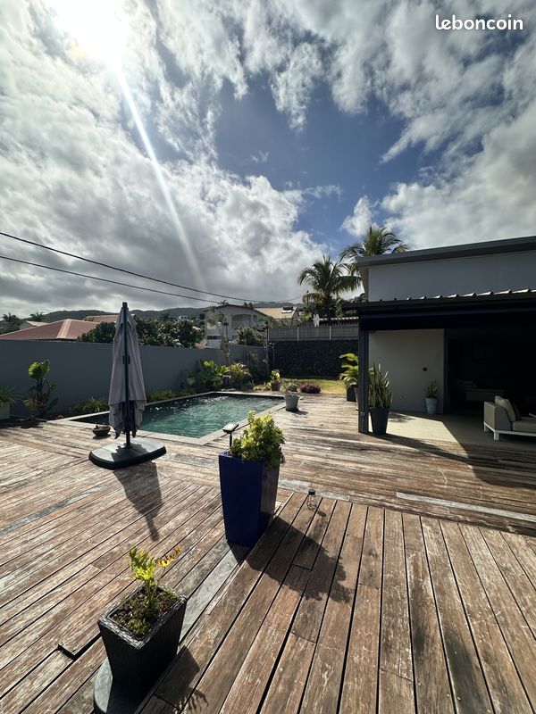 Maison 4 pièces 155 m² · à La Possession · 155 m² · 549 000 €