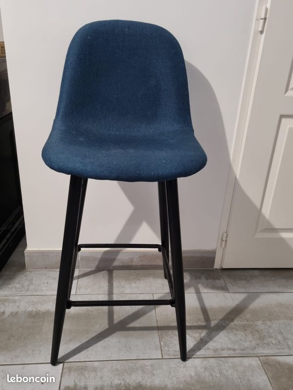 Chaises de bar bleues à vendre (image 2)