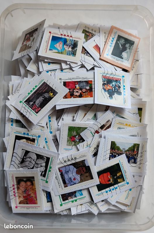 Lot de timbres Français personnalisés oblitérés et sur fragment x100 (image 1)