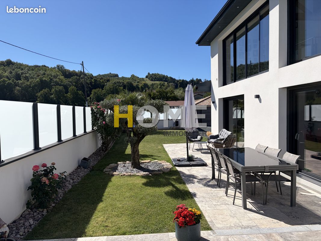 Maison 5 pièces 189 m² · à Savas-Mépin · 189 m² · 532 000 €