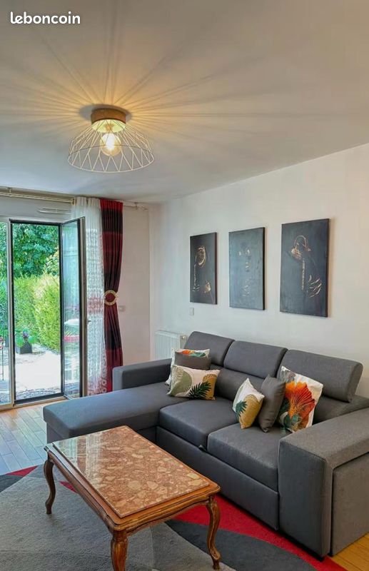 Appartement 3 pièces 67 m² · à Saint-Cloud · 67 m² · 2 100 €/mois