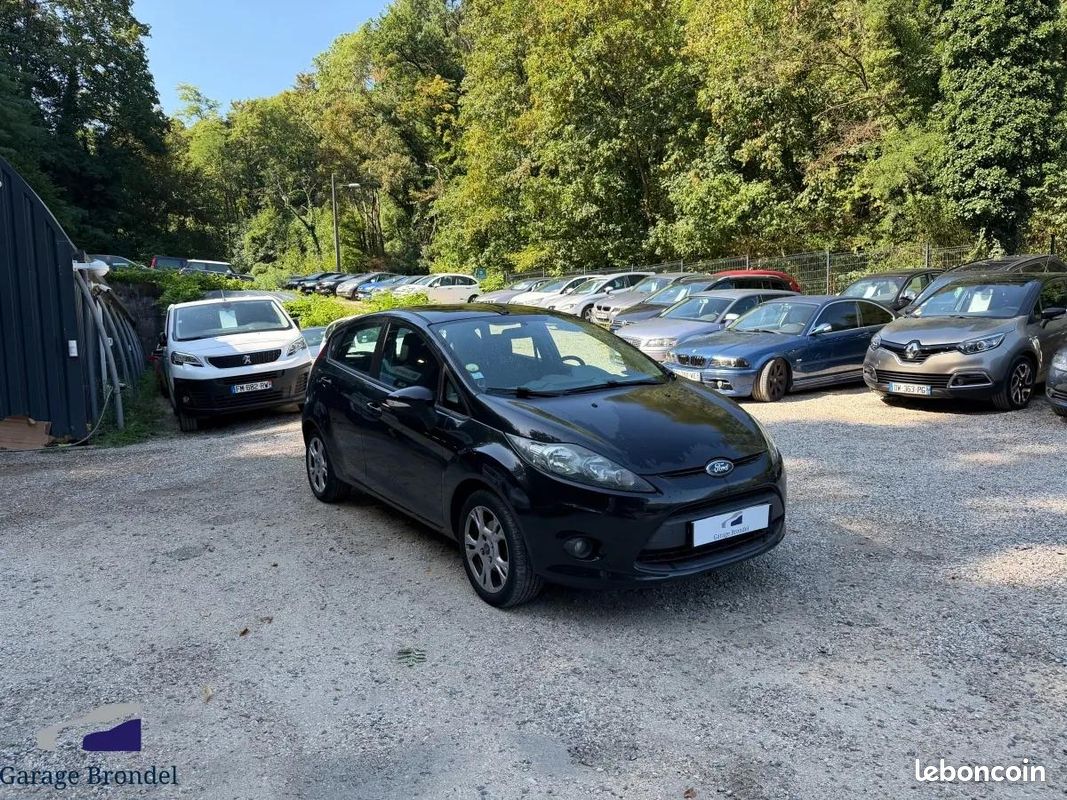 Ford Fiesta 1.4 TDCi 71cv Trend 2ème main (image 7)