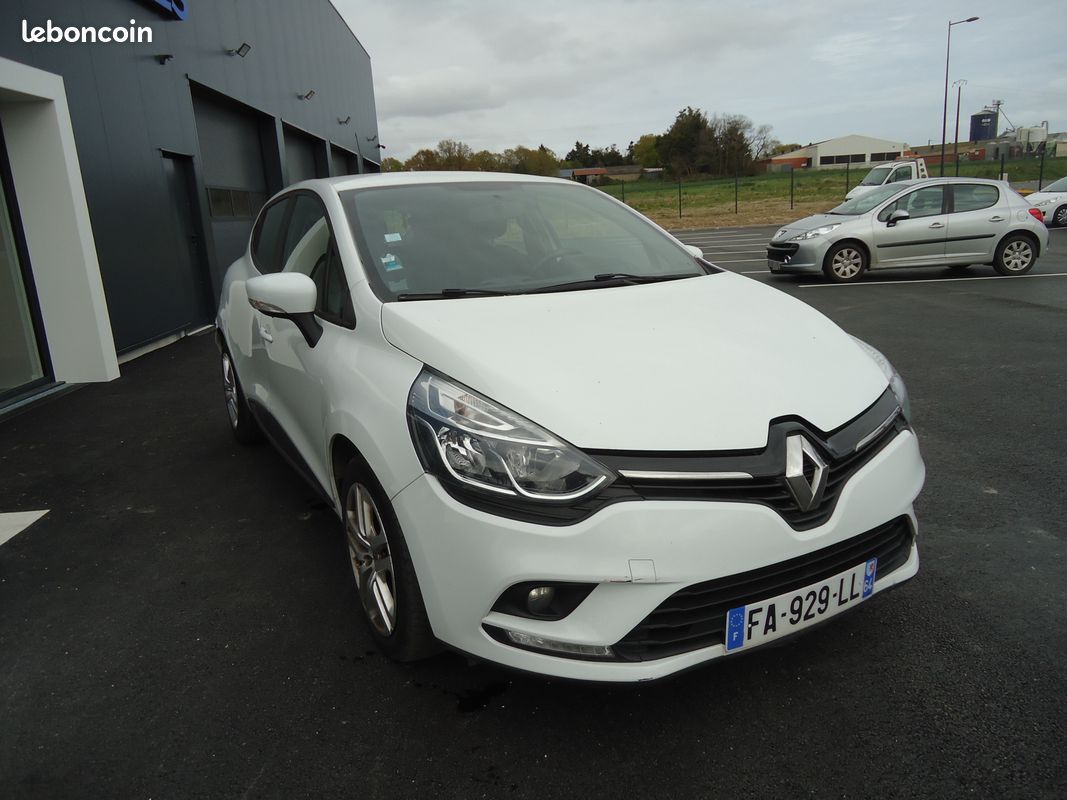 Renault Clio 1.5 dCi 75ch energy Business 5p (image 2)