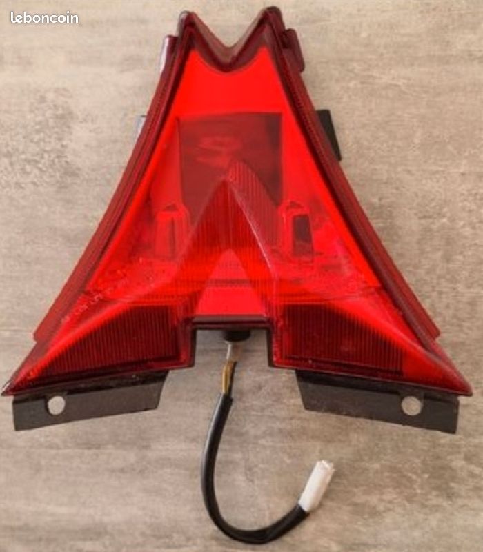 Verre De Feu Arrière Original Aprilia Gulliver 50 - Référence AP8212786 / 17922