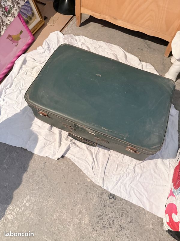 Valise Vintage 60s/70s – Bagage à Main Rigide – Cuir Ou Simili? – Époque Rétro