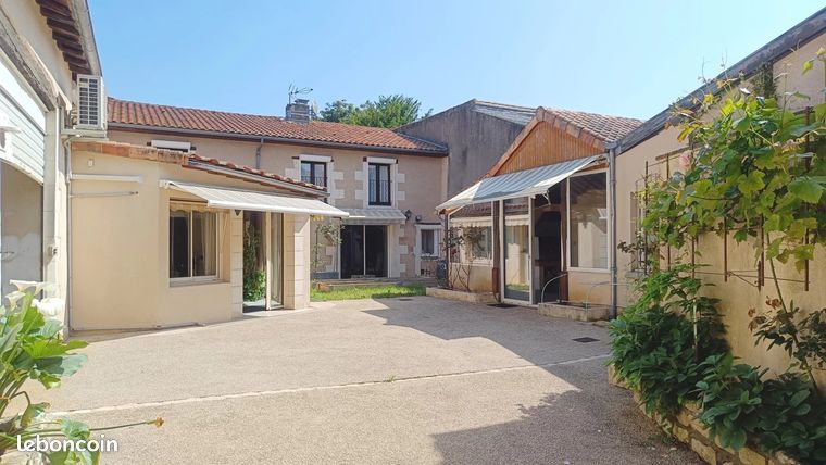 Maison 6 pièces 160 m²
