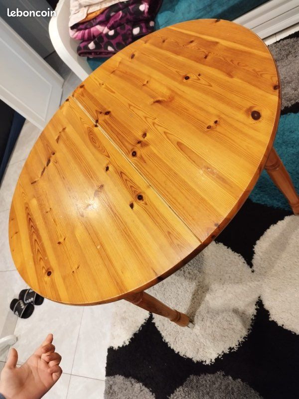 Table à manger en bois massif avec rallonge – 6/8 personnes (image 1)