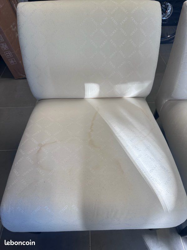 Deux fauteuils Fendi authentiques (image 4)