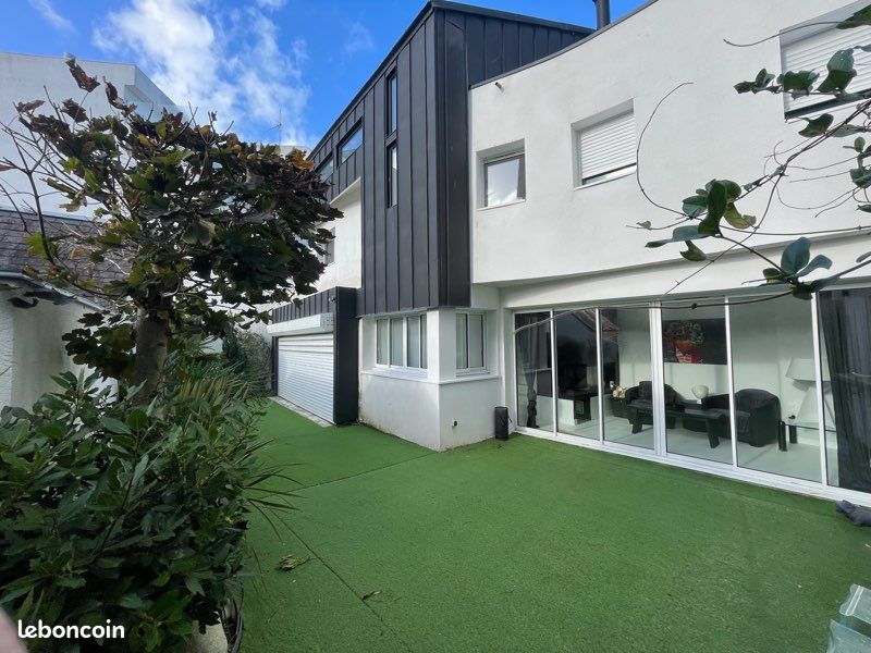 Maison 5 pièces 180 m² · à La Baule-Escoublac · 180 m² · 2 400 €/mois