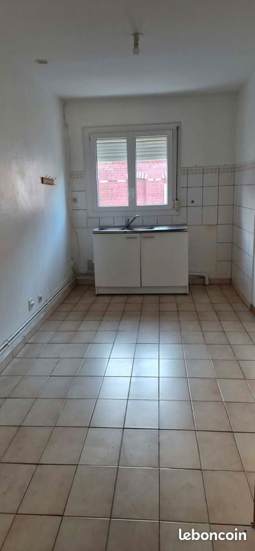 Appartement 3 pièces 77 m² · à Lille · 77 m² · 815 €/mois