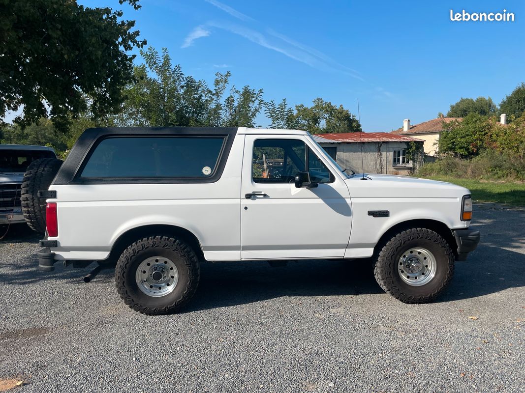 Ford bronco 4x4 (image 3)