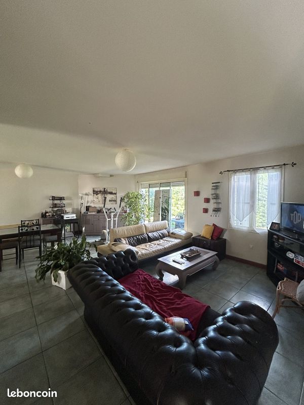 Maison 3 pièces 85 m² · à Villars-en-Pons · 85 m² · 701 €/mois