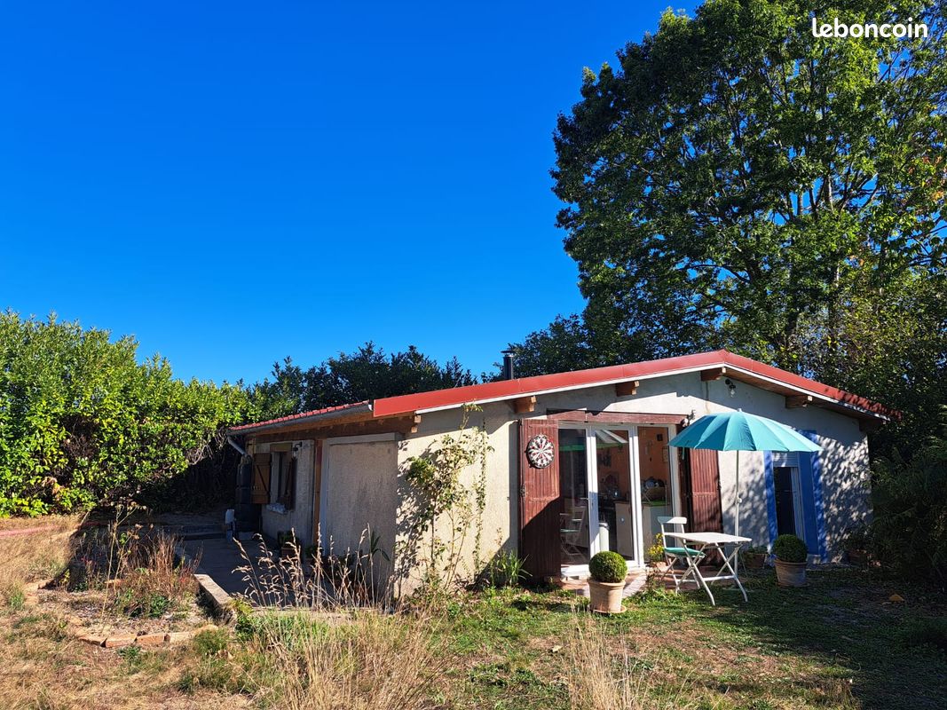 Maison 2 pièces 61 m² · à Saint-Gence · 61 m² · 111 000 €